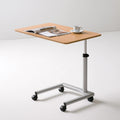 Table de lit réglable aux lignes épurées, coloris brun clair